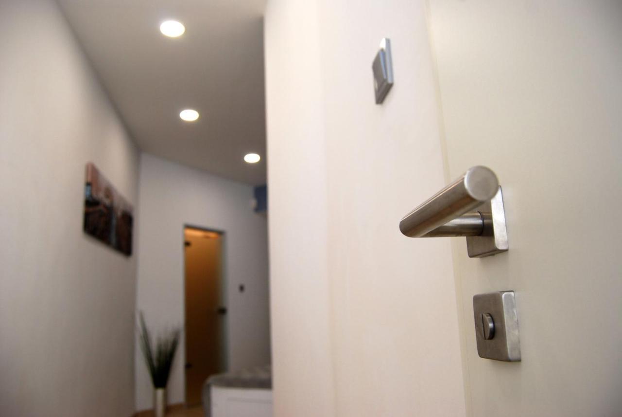 Luxurious Apartment With Balconies In Downtown Bp Budapest Ngoại thất bức ảnh