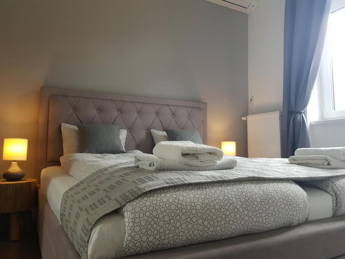 Luxurious Apartment With Balconies In Downtown Bp Budapest Ngoại thất bức ảnh