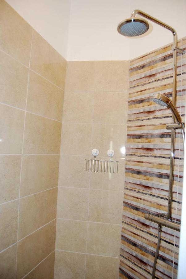 Luxurious Apartment With Balconies In Downtown Bp Budapest Ngoại thất bức ảnh