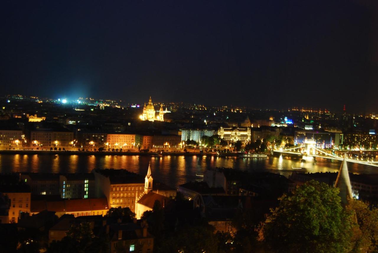 Luxurious Apartment With Balconies In Downtown Bp Budapest Ngoại thất bức ảnh